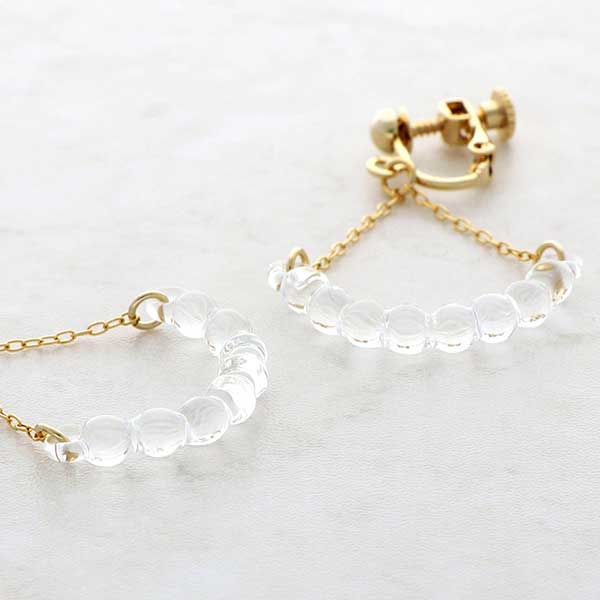 ガラスイヤリング