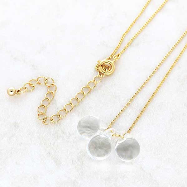 ガラスネックレス