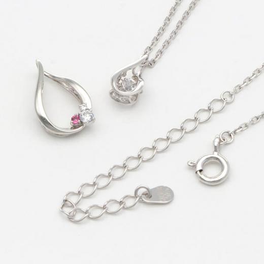 シルバーネックレス