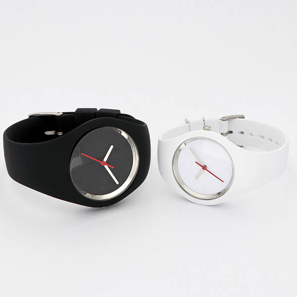 ペアウォッチ 腕時計 限定コラボ　2個セット