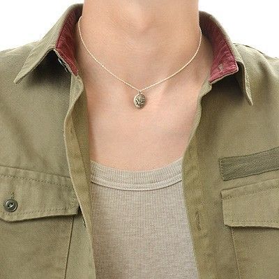 チェーンネックレス