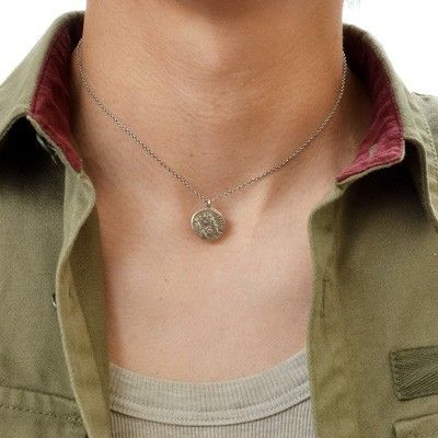 シルバーネックレス