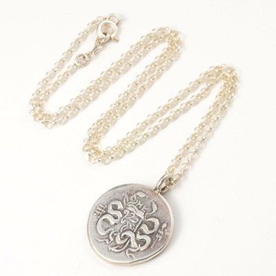 シルバーネックレス