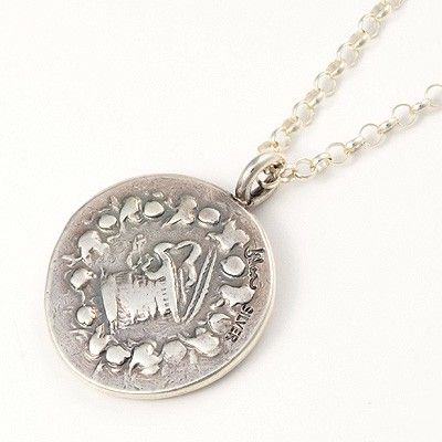 シルバーネックレス