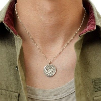 シルバーネックレス