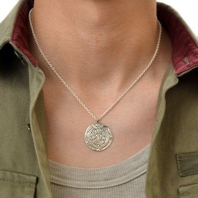 シルバーネックレス