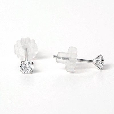 ホワイトゴールドスタッドピアス