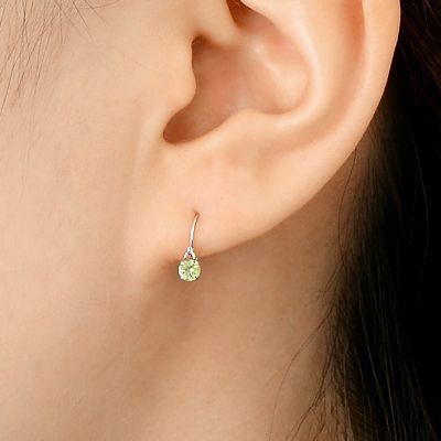 ホワイトゴールドフックピアス