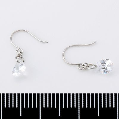 ホワイトゴールドフックピアス