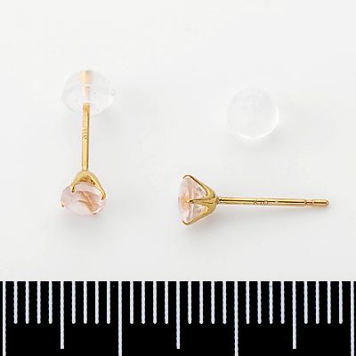 イエローゴールドスタッドピアス