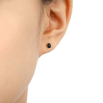 イエローゴールドスタッドピアス