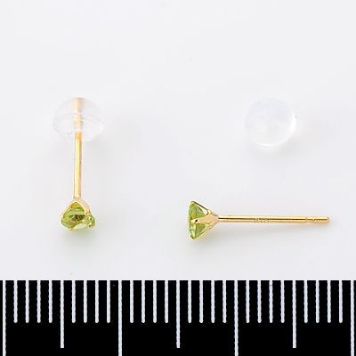 イエローゴールドスタッドピアス