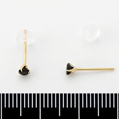 イエローゴールドスタッドピアス