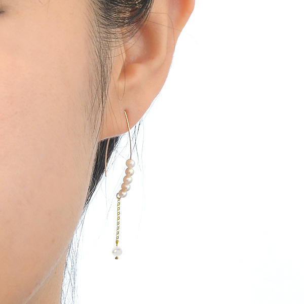 イエローゴールドフックピアス