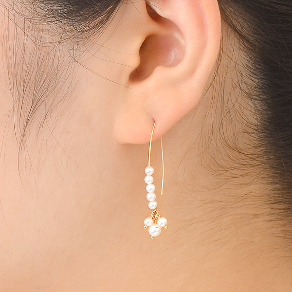 イエローゴールドフックピアス