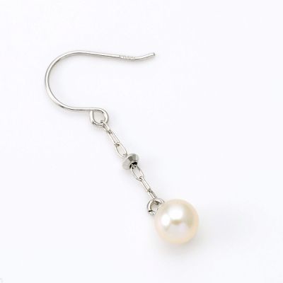 ホワイトゴールドフックピアス