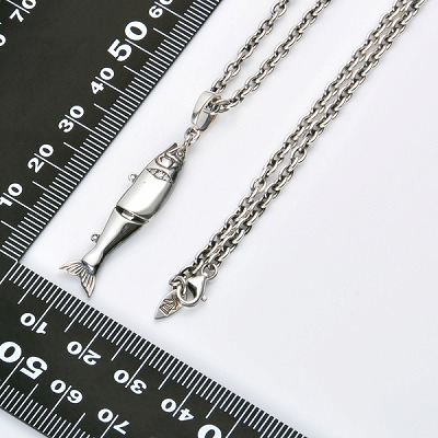 シルバーネックレス