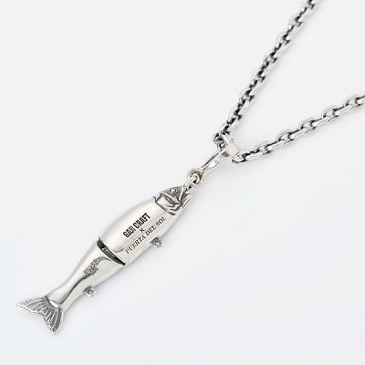 シルバーネックレス