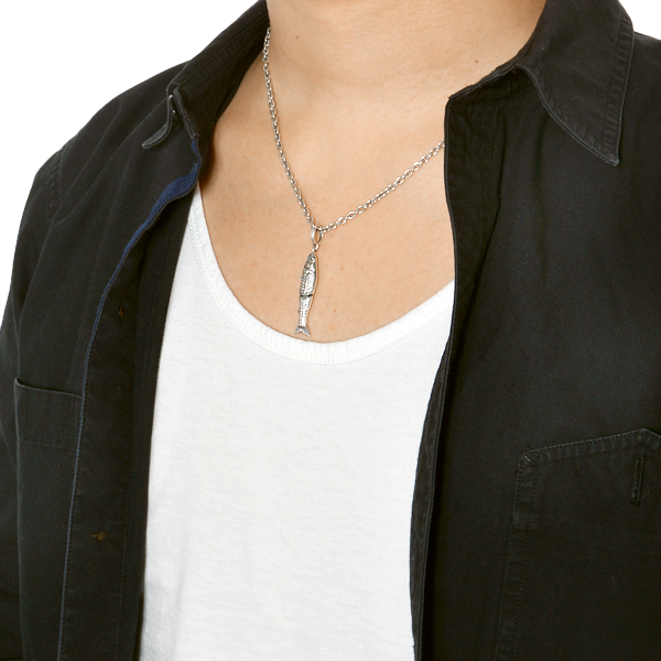 シルバーネックレス