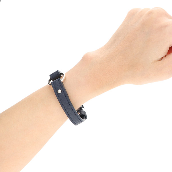 レザーブレスレット