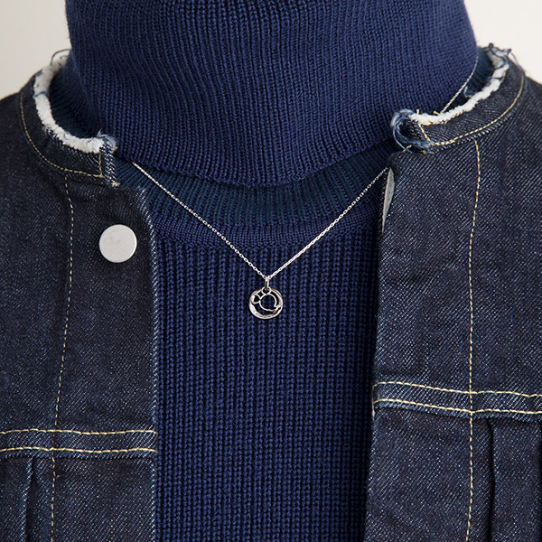 シルバーペアネックレス