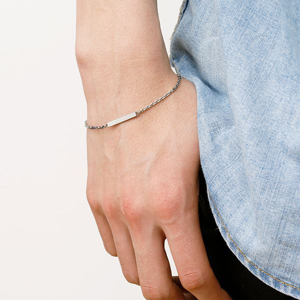 シルバーチェーンブレスレット