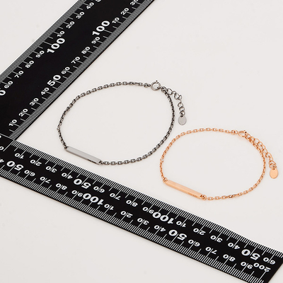 シルバーチェーンブレスレット