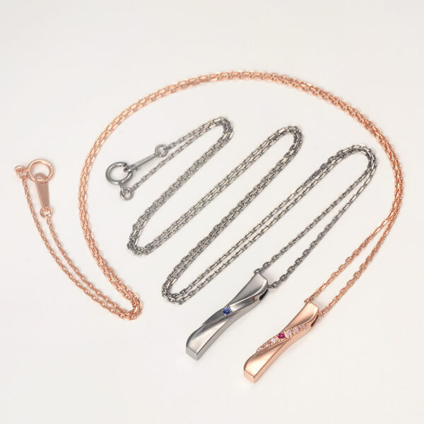 シルバーペアネックレス