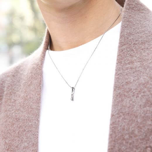 シルバーペアネックレス