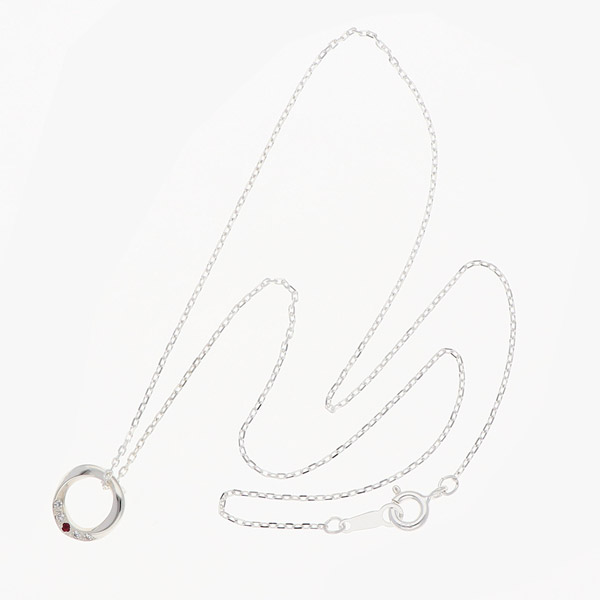 シルバーネックレス