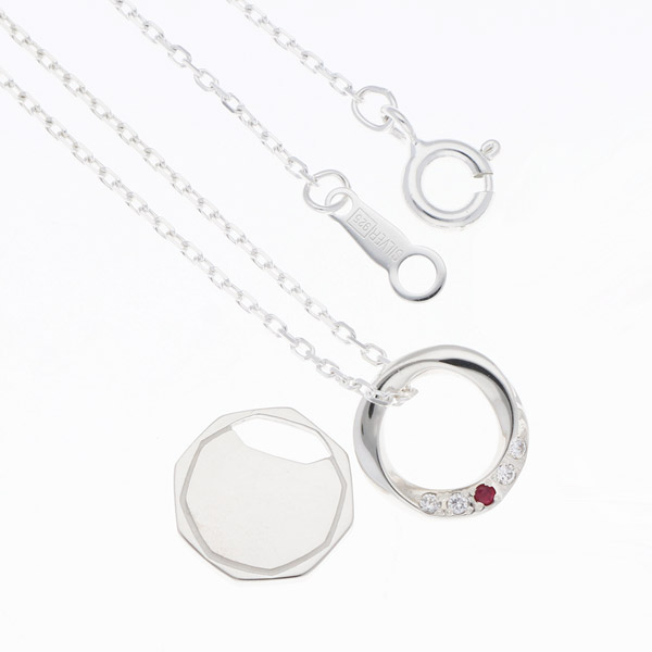 シルバーネックレス