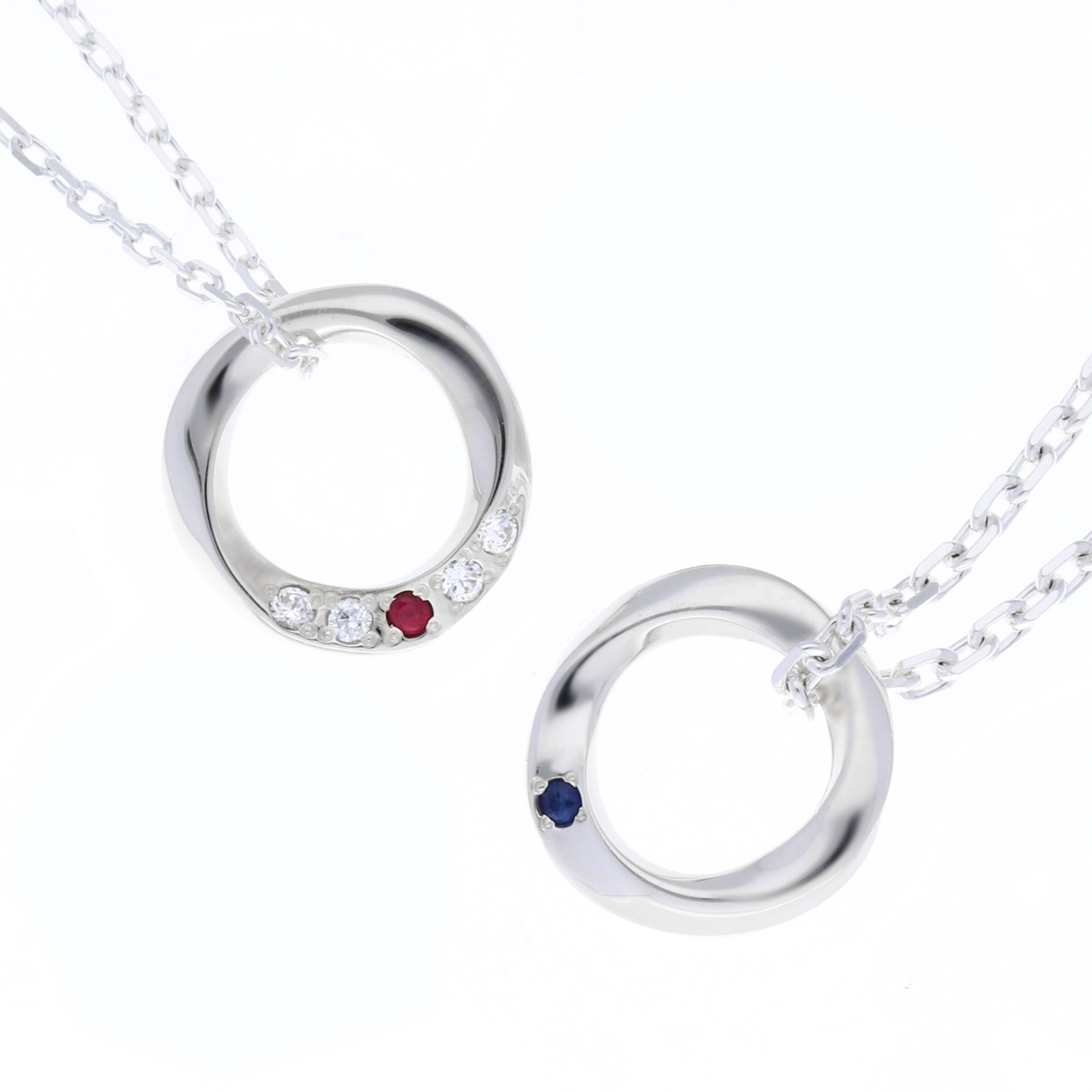 シルバーペアネックレス