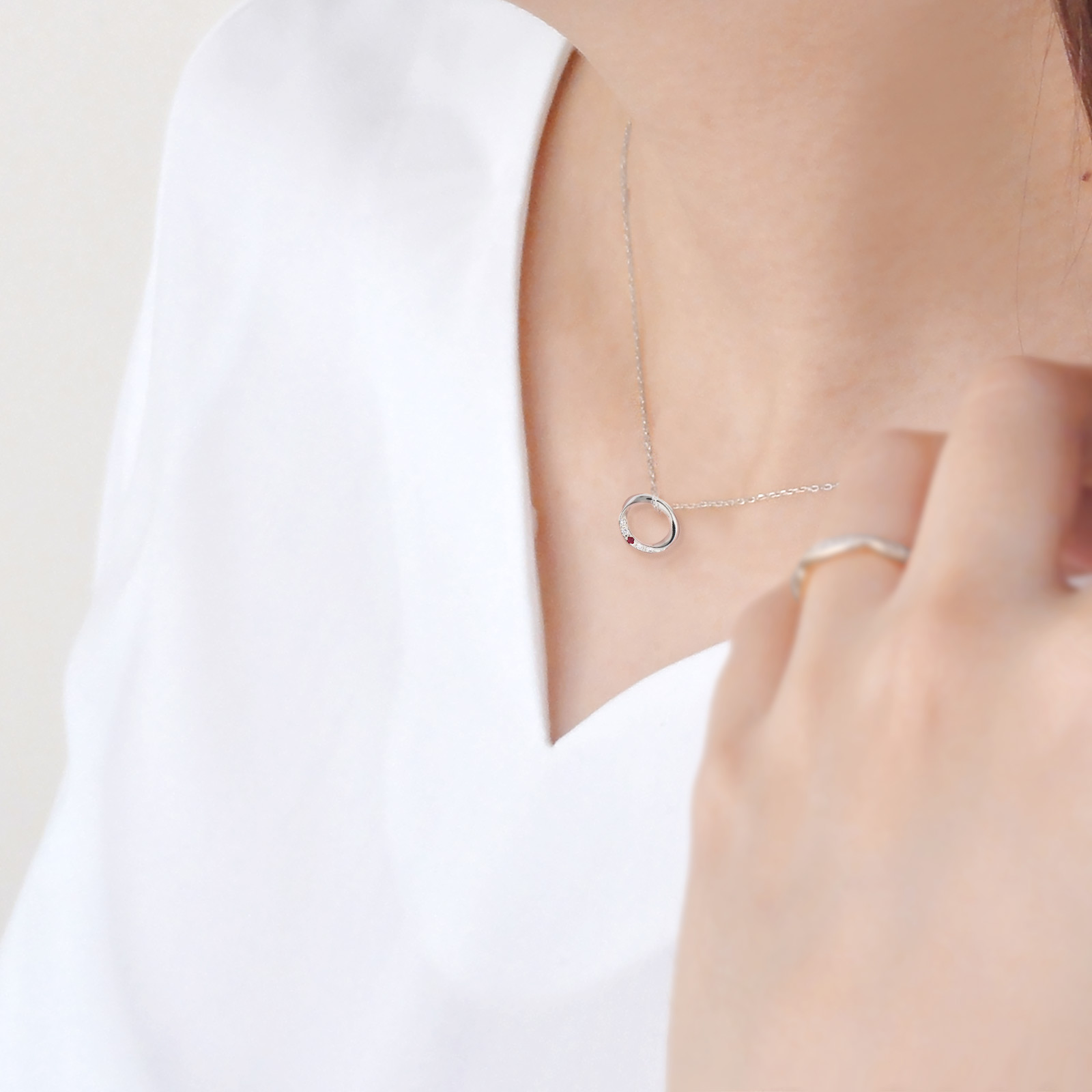 シルバーペアネックレス