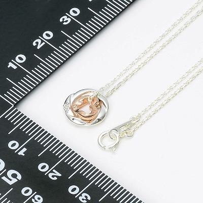 シルバーネックレス