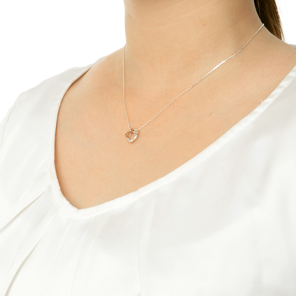 シルバーネックレス