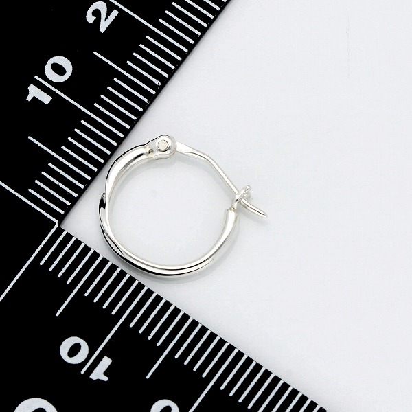シルバーピアス