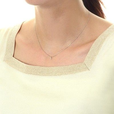 ホワイトゴールドネックレス