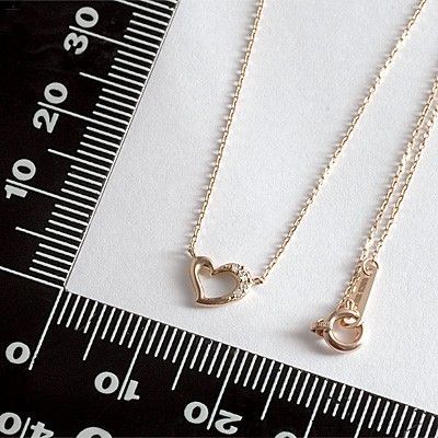 ピンクゴールドネックレス