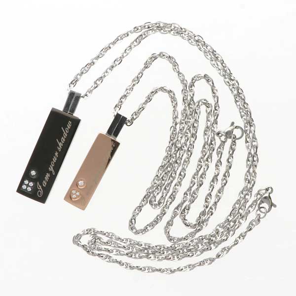 ステンレスペアネックレス