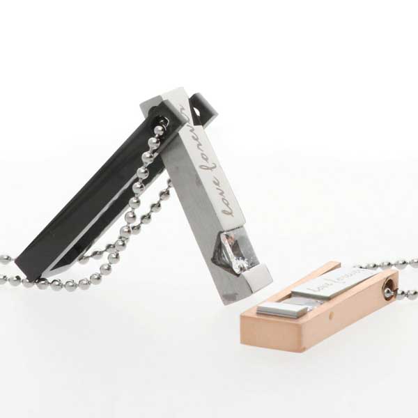 ステンレスペアネックレス