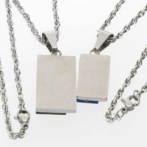 ステンレスペアネックレス