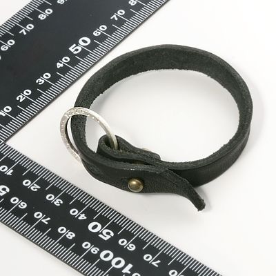 レザーブレスレット