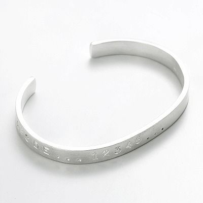 シルバーバングル