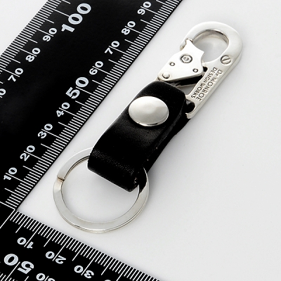 レザーキーホルダー