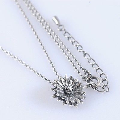 シルバーネックレス