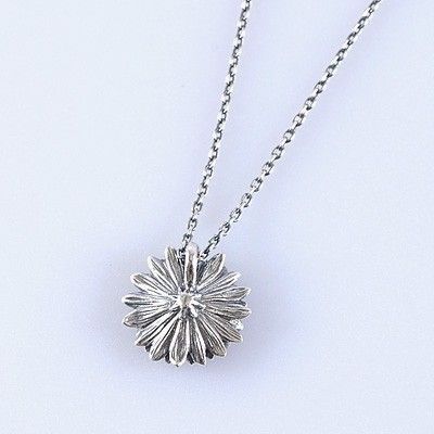 シルバーネックレス