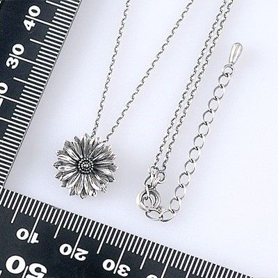 シルバーネックレス