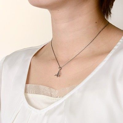 シルバーネックレス