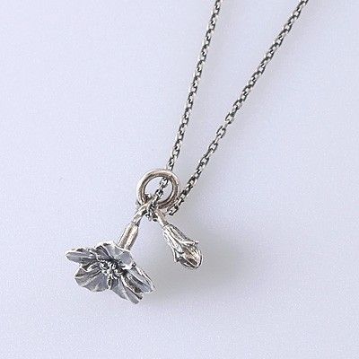 シルバーネックレス