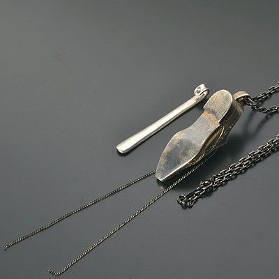 シルバーネックレス